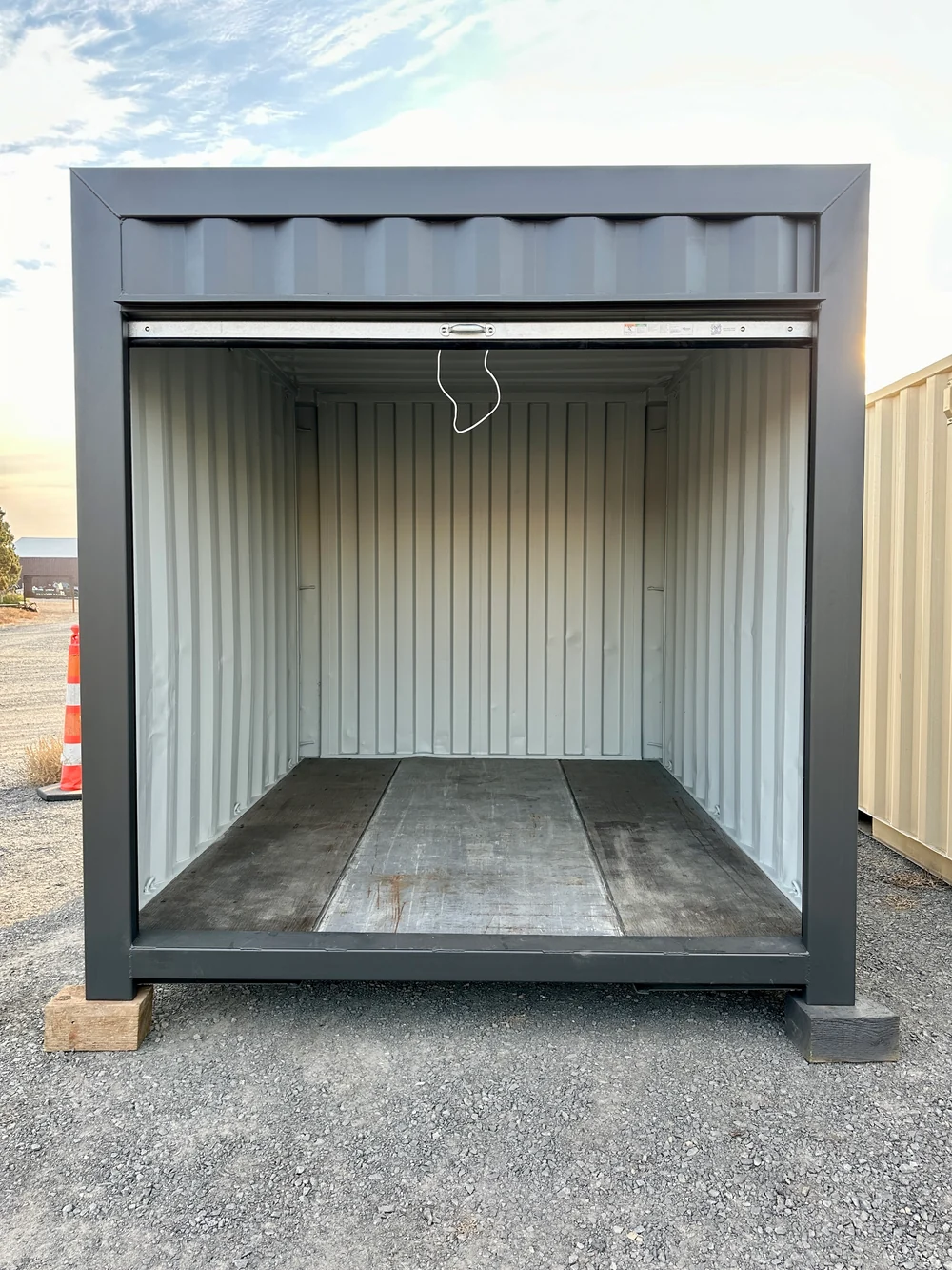 Refurbished 10ft Shipping Container with Roll-Up Door - Image 2