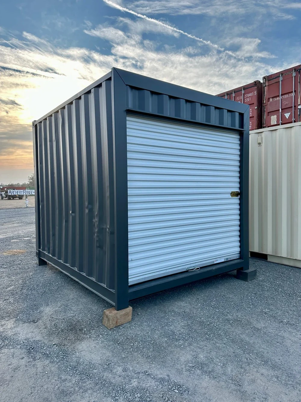 Refurbished 10ft Shipping Container with Roll-Up Door